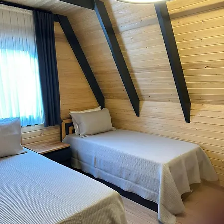 Erciva Lodge *